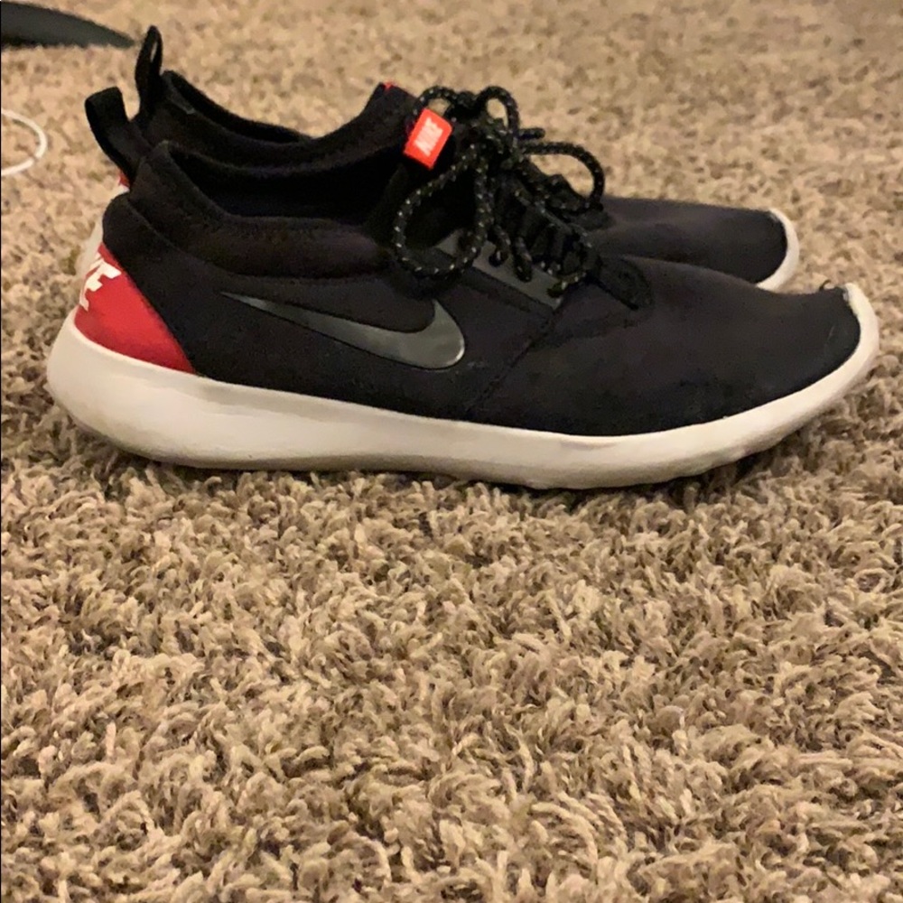 Nike Juvenate Sneakers